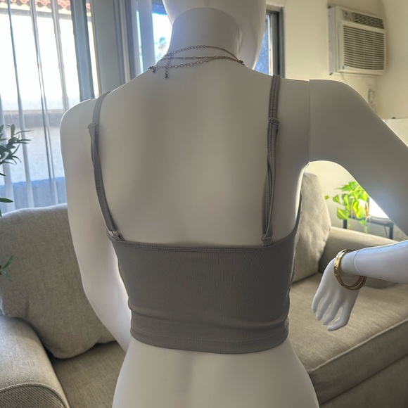 Gray Ribbed Crop Top - Picture 4 of 8